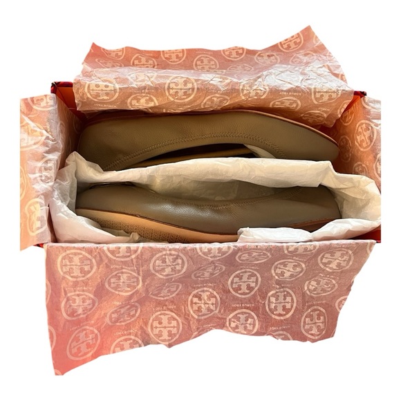 Tory Burch NIB French Gray & Gold Benton 2 Travel Ballet in leather in size 9.5 - Picture 4 of 12